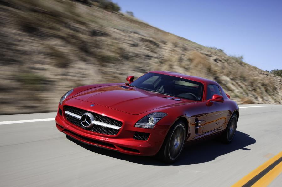  Mercedes-Benz SLS AMG 2010 года  (фото 139 из 526)